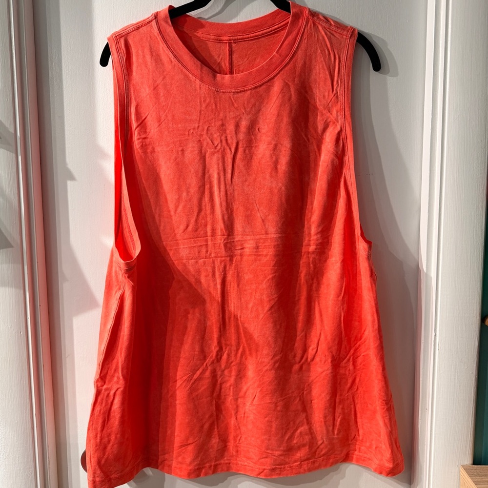 Sleeveless Lululemon Coral Muscle Tee